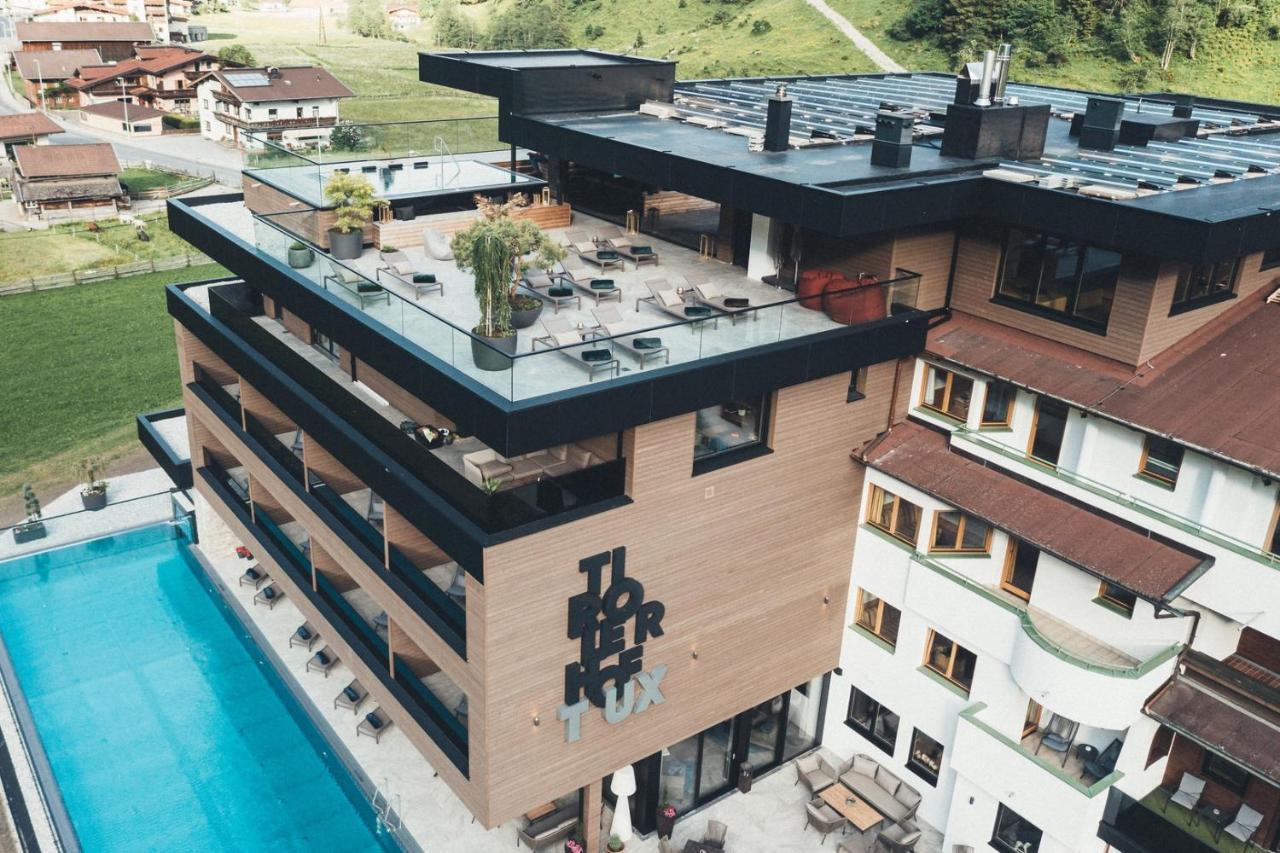 Hotel Tirolerhof 4 Sterne Superior Tux Exteriör bild